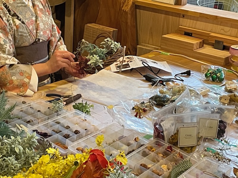 京都遊び場，リースづくりワークショップ京都